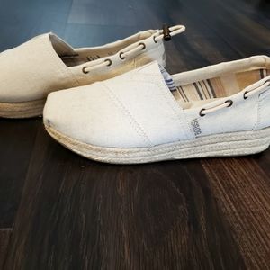 BOBS from Sketchers Memory Foam Wedge Taupe Shoes Size 8